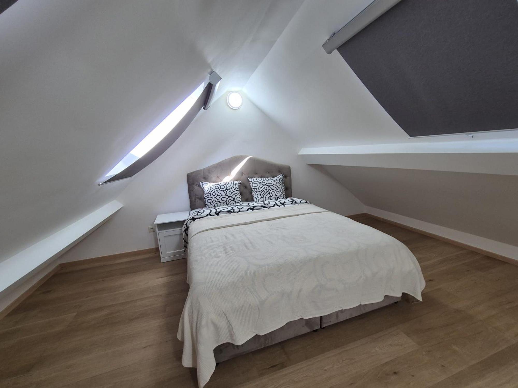 Cosy Duplex In Center Of Bruxelas